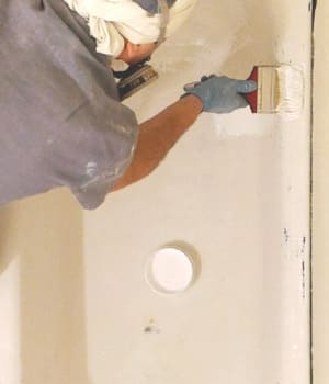 Эмалировка ванны эмалью. Наносится кистью или валиком Эмалировка ванн Харьков