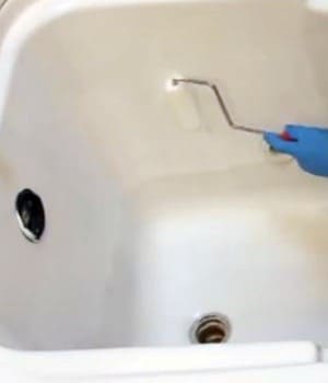 Эмалировка ванны эмалью. Наносится кистью или валиком Эмалировка ванн Николаев