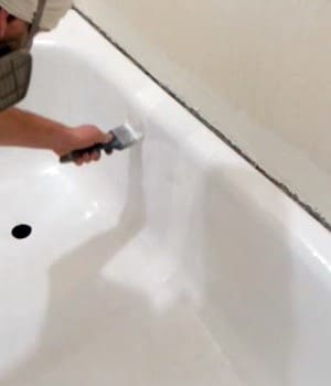 Эмалировка ванны эмалью. Наносится кистью или валиком Эмалировка ванн Львов